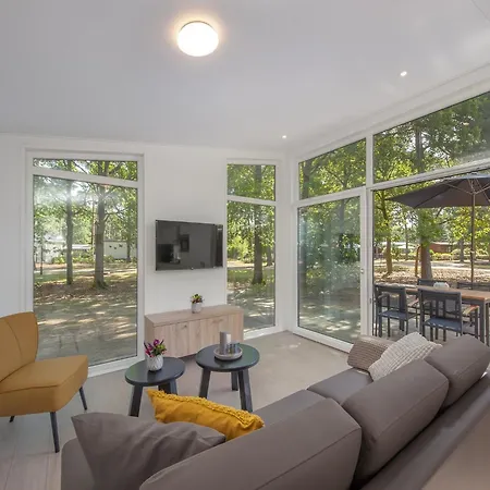 Modern With Dishwasher, 8 Km From Helmond